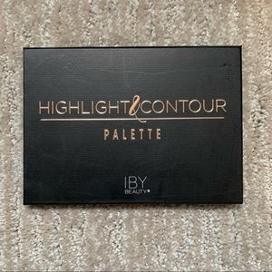 IBY highlight and contour palette